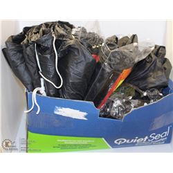 LOT OF 5 ASSORTED GRILL COVERS