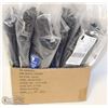 Image 1 : LOT OF 15 BAGS OF ASSORTED SMALL BLACK ZIPTIES