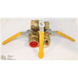 LOT OF THREE 1-1/4" BRASS BALL VALVES 600PSI