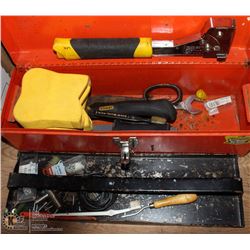TOOLBOX WITH ASSORTED ROOFING TOOLS, LADDER HOLDER