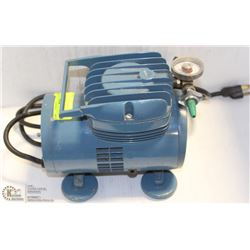 EQUI-MED AIR COMPRESSOR (QUEBEC CAN)