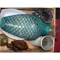 LARGE BOX WITH NETTED VASE, WOOD TURTLE