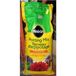 BAG OF MIRACLE GROW POTTING MIX