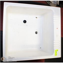 LAUNDRY SINK
