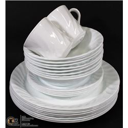 22PC WHITE CORELLE DISH SET