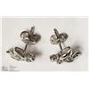 Image 3 : 17- STERLING SILVER DIAMOND BUTTERFLY EARRINGS