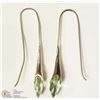 Image 2 : 19- STERLING SILVER GREEN AMETHYST EARRINGS