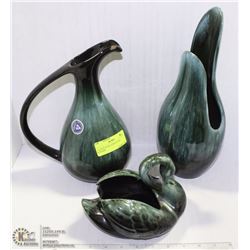 11) 3PCS OF BLUE MOUNTIAN POTTERY