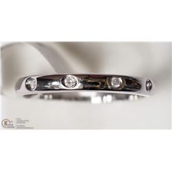 26- STERLING SILVER DIAMOND RING SIZE 7