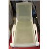 Image 1 : GREEN RECLINING LOUNGE CHAIR