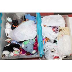 39) COLLECTION OF BEANIE BABIES