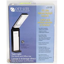 32)OTT LITE TABLE  LAMP