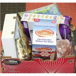 BOX WITH COOKIE PRESS PERFECT PANCAKES, SOAP PUMPS
