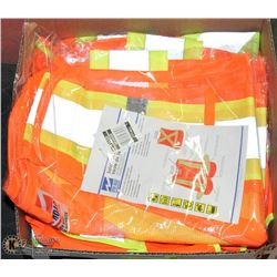 3 SAFETY VESTS - ONE SIZE FITS ALL, 1 IN BAG