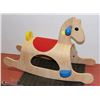 Image 1 : ONE PIECE SOLID WOOD HANDMADE  HORSE