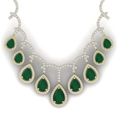 31.5 CTW Royalty Emerald & VS Diamond Necklace 18K Yellow Gold - REF-872W8H - 39347
