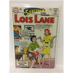 Superman's Girlfriend Lois Lane COMIC BOOK