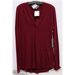 LONG SLEEVE V-NECK SIZE MED