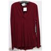 Image 1 : LONG SLEEVE V-NECK SIZE MED