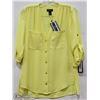 Image 1 : BLOUSE - BUTTON UP SLEEVES SIZE 4