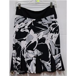MID LENGTH SKIRT SIZE XS