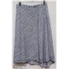 Image 1 : KNEE LENGTH STRIPED SKIRT SIZE MED