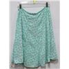 Image 1 : MINT DOTTED KNEE LENGTH SKIRT SIZE 10