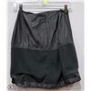 Image 1 : GREY MINI SKIRT SIZE SMALL