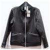 Image 1 : QUILTED JACKET WITH ZIPPER ACCENTS SIZE MED