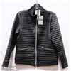 Image 1 : 3/4 LENGTH QUILTED & PRINTED JACKET SIZE XSM