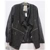 Image 1 : LONG FAUX LEATHER SLEEVED JACKET SIZE MEDIUM