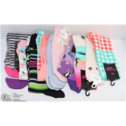 LOT OF 11 PAIRS OF ASSORTED SOCKS