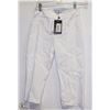 Image 1 : WHITE CAPRI SIZE 2