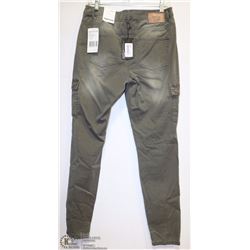 ARMY GREEN SKINNY CARGO PANT SIZE 8