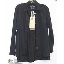 BUTTON UP LOW HEM SHIRT SIZE XSM