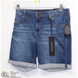 JEAN SHORTS SIZE 6