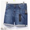 Image 1 : JEAN SHORTS SIZE 6