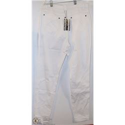 WHITE JEANS STRAIGHT LEG SIZE 12