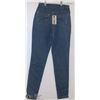 Image 1 : MEDIUM WASH DENIM JEANS SIZE 8