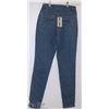 Image 1 : MEDIUM WASH DENIM JEANS SIZE 8