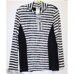 STRIPED MOCK NECK LONG SLEEVE TOP SIZE LARGE