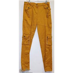 MUSTARD COLOR CARGO PANT SIZE 10