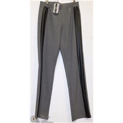 CHECKER PRINT LEGGING WITH LEATHER SIDES SIZE SM