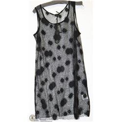 MESH TANK OVERLAY SIZE LARGE