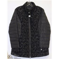 3/4 LENGTH WITH FLOCKED PRINT COAT SIZE 12