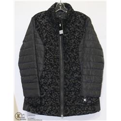 3/4 LENGTH WITH FLOCKED PRINT COAT SIZE 14