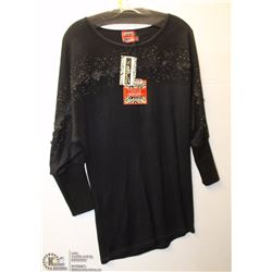 BLACK SWEATER - BEAD & LACE DETAIL SIZE MEDIUM