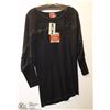 Image 1 : BLACK SWEATER - BEAD & LACE DETAIL SIZE MEDIUM