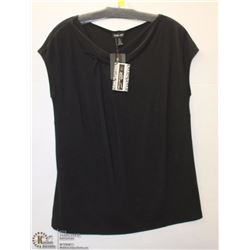 BLACK SHORT SLEEVE TOP SIZE 14