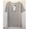 Image 1 : GREY QUESTION MARK TSHIRT SIZE 14